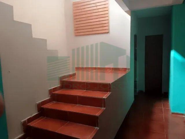 Casa à venda com 5 quartos, 110m² - Foto 2