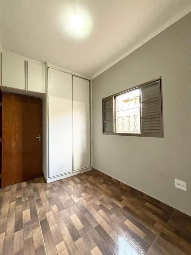 Casa à venda com 2 quartos, 110m² - Foto 7