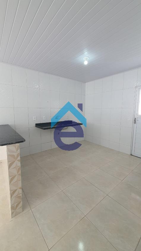 Casa à venda com 2 quartos, 90m² - Foto 10