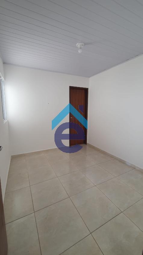 Casa à venda com 2 quartos, 90m² - Foto 5