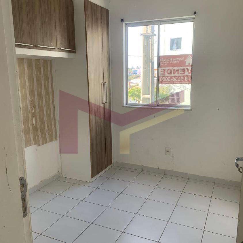 Apartamento à venda com 2 quartos, 43m² - Foto 4