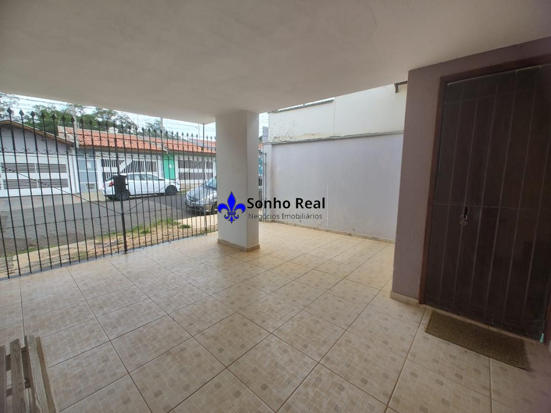 Casa à venda com 2 quartos, 93m² - Foto 3