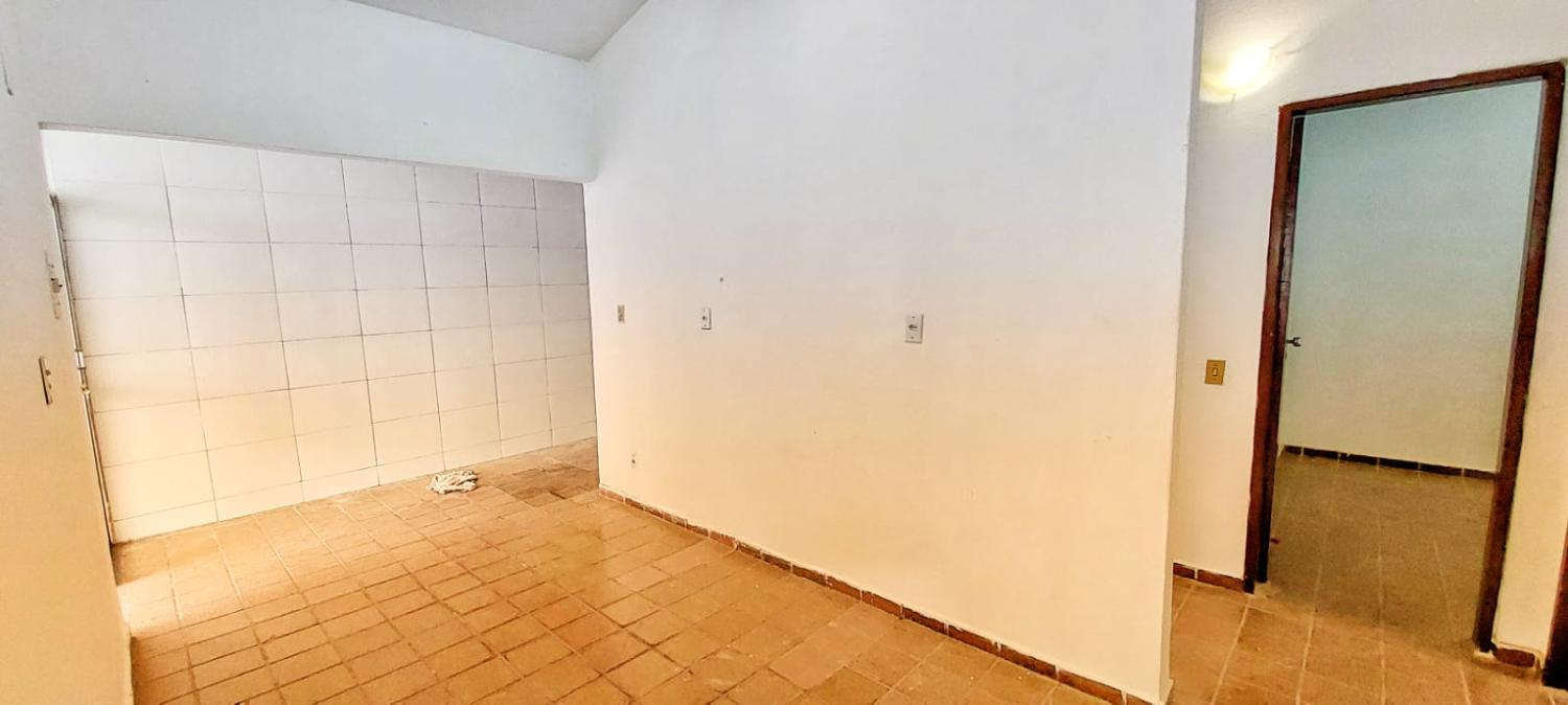 Casa para alugar com 3 quartos, 80m² - Foto 10