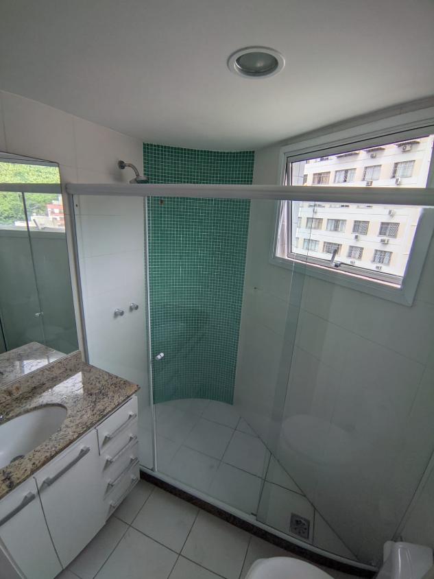 Apartamento à venda com 2 quartos, 75m² - Foto 13