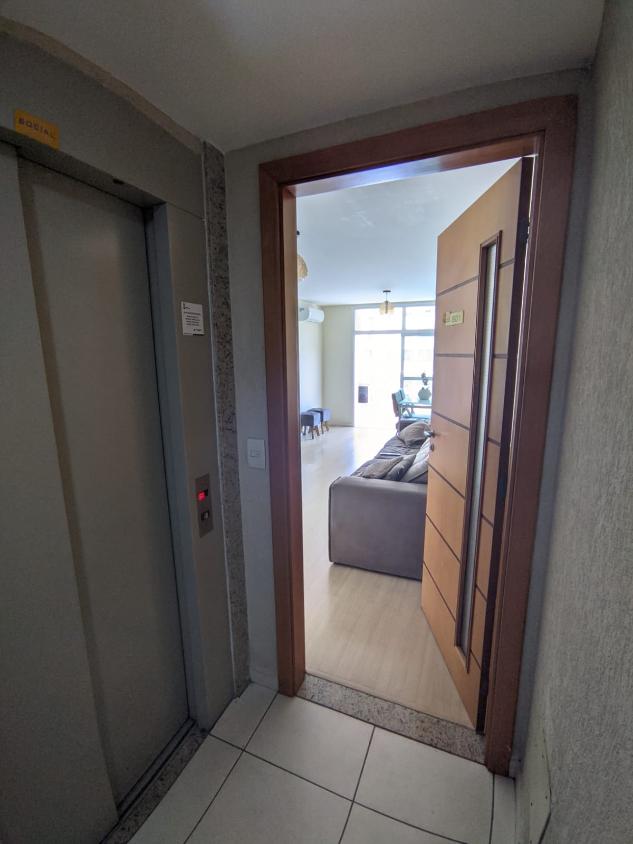 Apartamento à venda com 2 quartos, 75m² - Foto 24