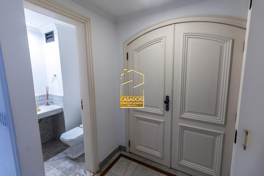 Apartamento para alugar com 3 quartos, 184m² - Foto 3