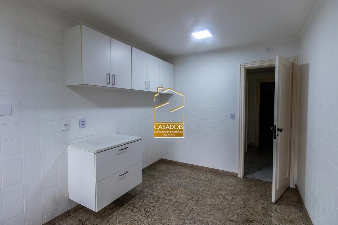 Apartamento para alugar com 3 quartos, 184m² - Foto 32