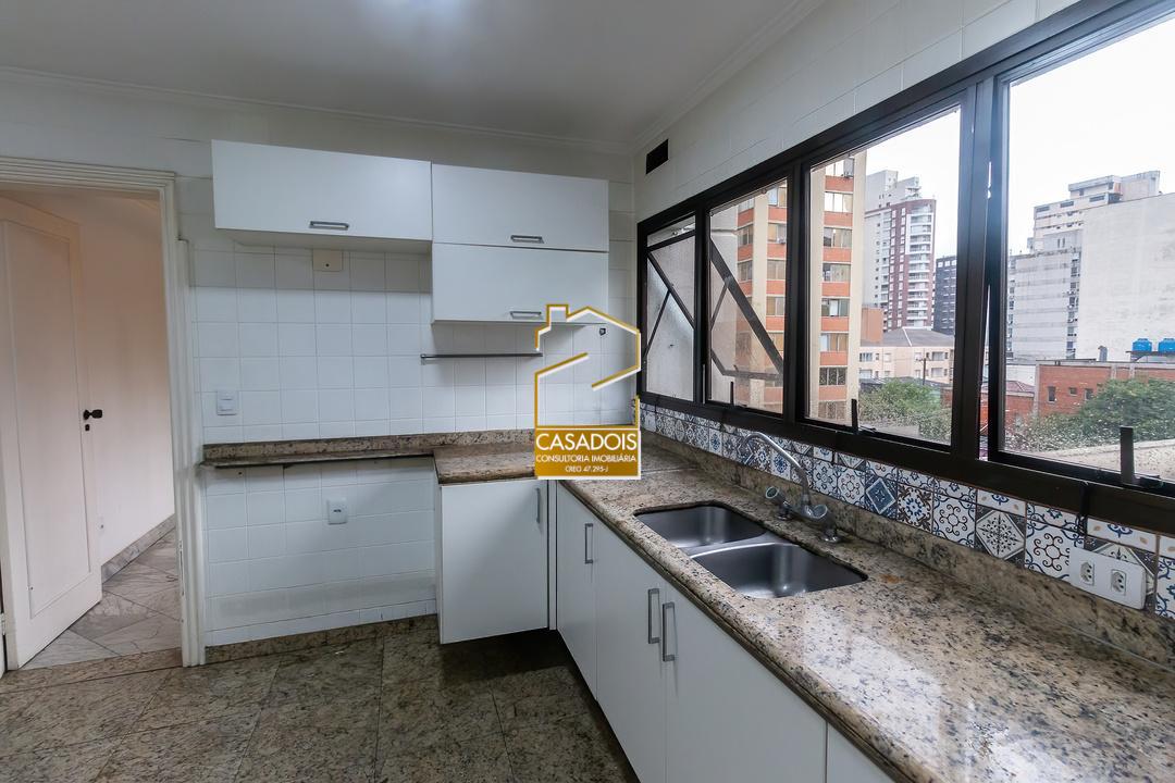 Apartamento para alugar com 3 quartos, 184m² - Foto 35