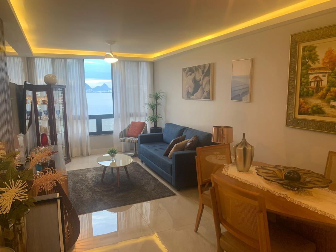 Apartamento à venda com 2 quartos, 105m² - Foto 1