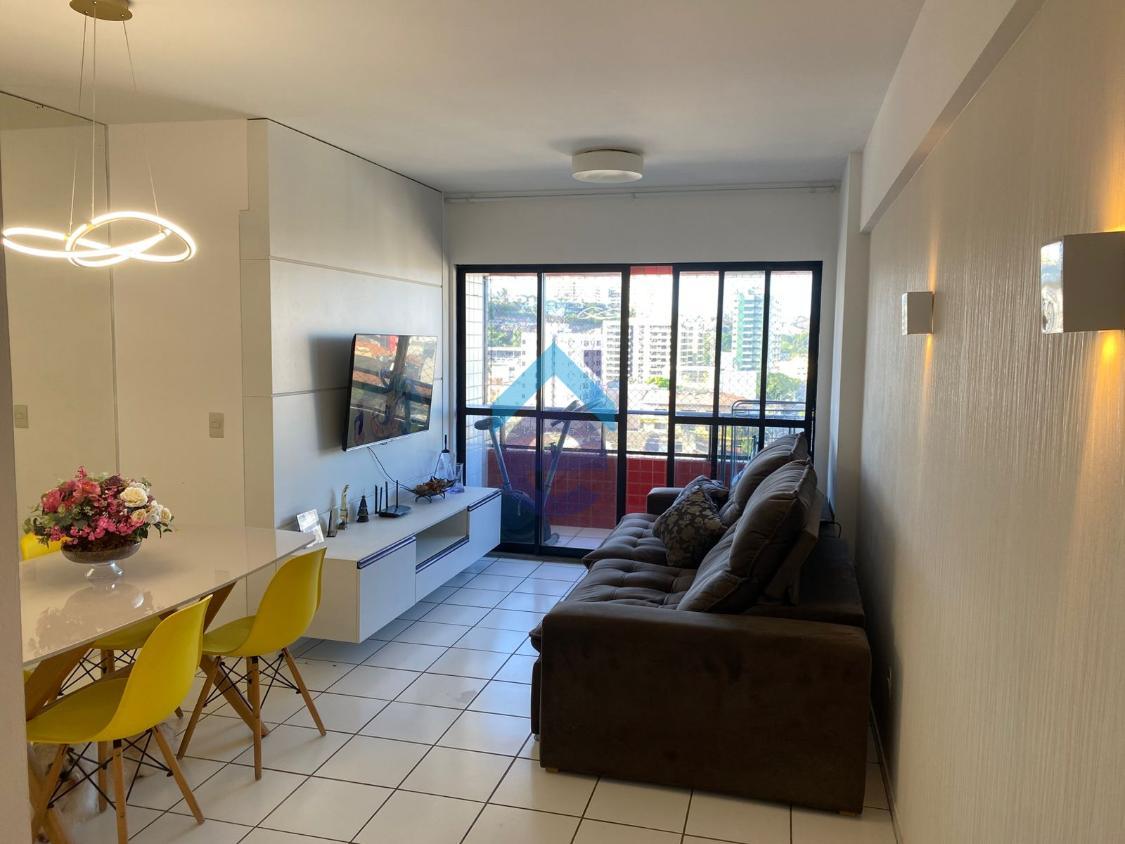 Apartamento à venda com 3 quartos, 76m² - Foto 1