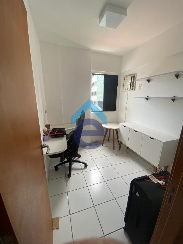 Apartamento à venda com 3 quartos, 76m² - Foto 10