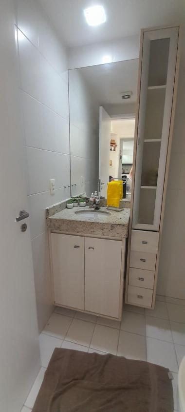 Apartamento à venda com 2 quartos, 70m² - Foto 11