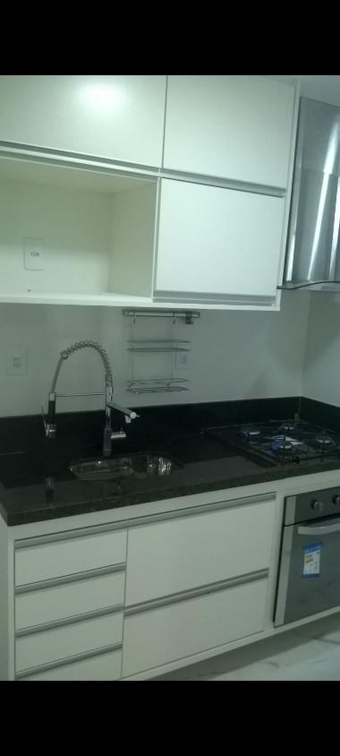 Apartamento à venda com 3 quartos, 80m² - Foto 1