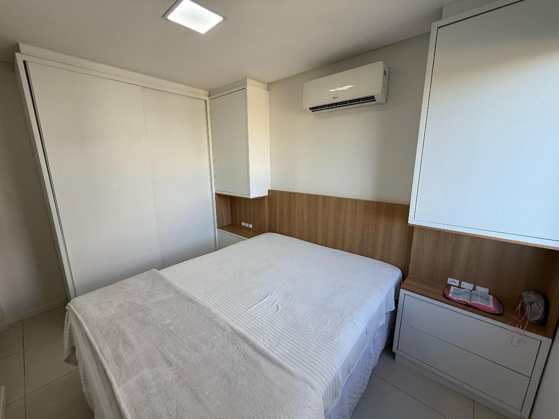 Apartamento à venda com 2 quartos, 67m² - Foto 12