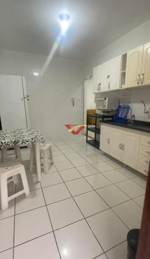 Apartamento à venda com 2 quartos, 75m² - Foto 9