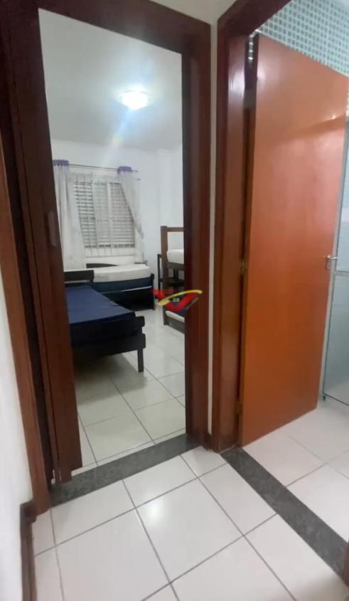 Apartamento à venda com 2 quartos, 75m² - Foto 14