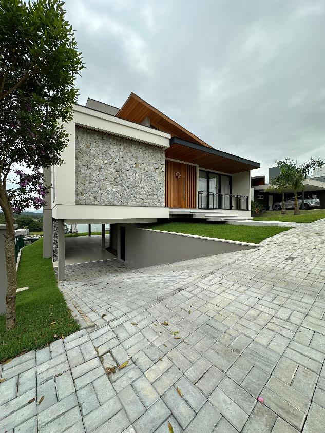 Casa de Condomínio à venda com 3 quartos, 458m² - Foto 2
