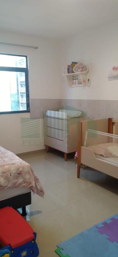 Apartamento à venda com 3 quartos, 146m² - Foto 12