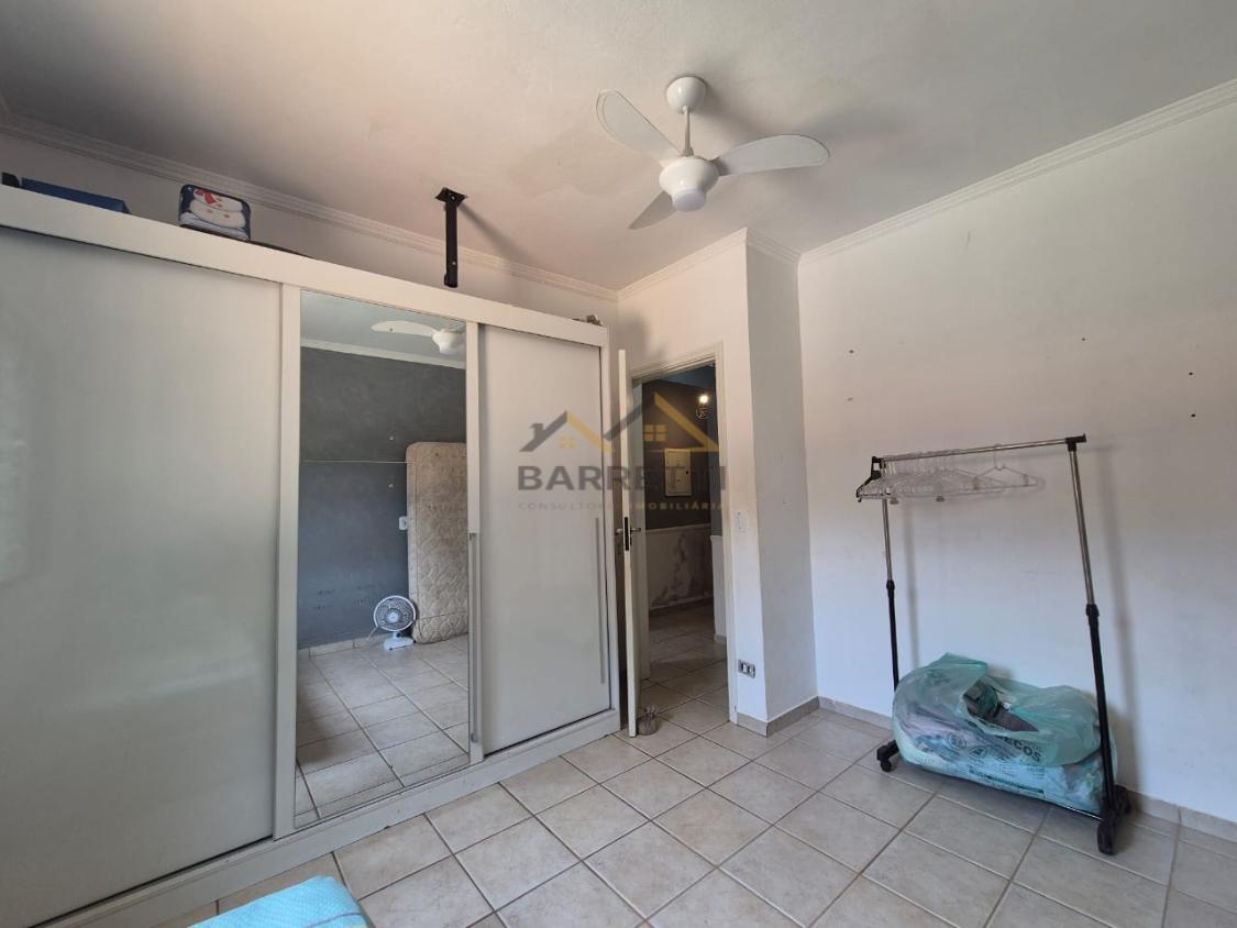 Chácara à venda com 5 quartos, 1050m² - Foto 16