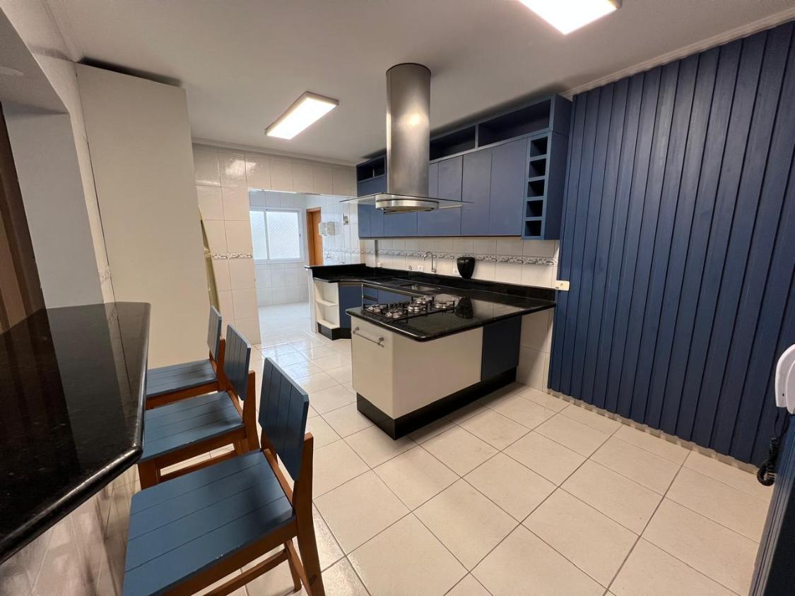 Apartamento à venda com 3 quartos, 132m² - Foto 6