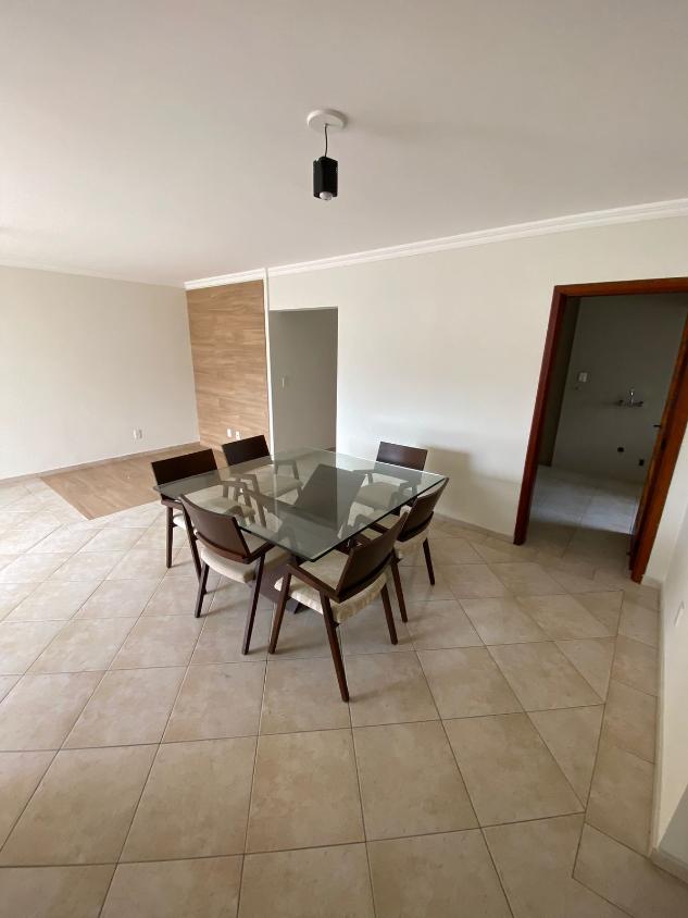 Apartamento à venda com 3 quartos, 122m² - Foto 18