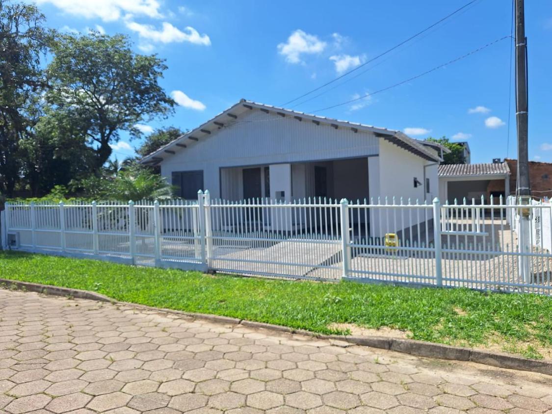 Casa à venda com 4 quartos, 100m² - Foto 6