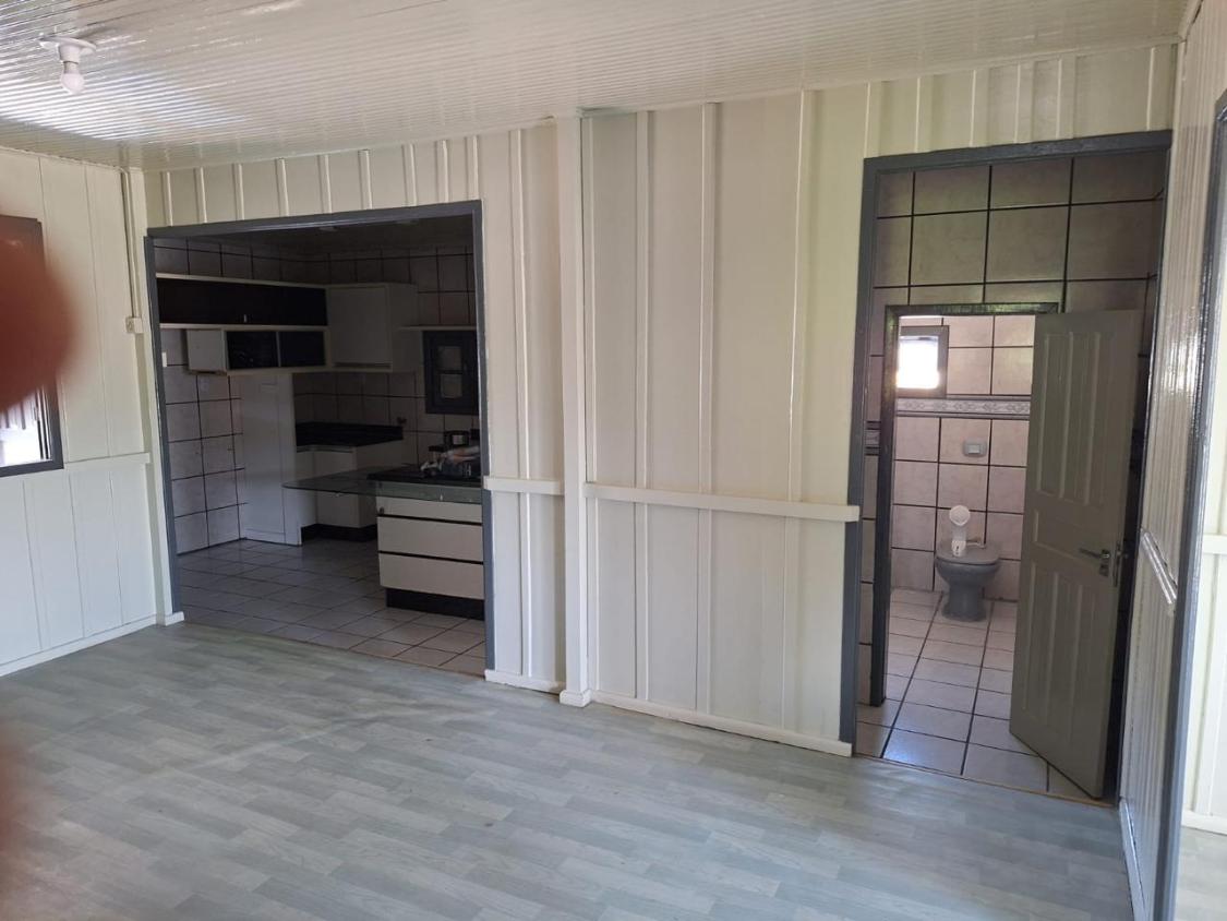 Casa à venda com 4 quartos, 100m² - Foto 15