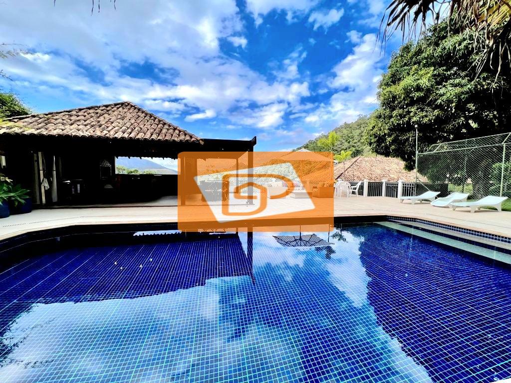 Casa de Condomínio à venda com 4 quartos, 600m² - Foto 4