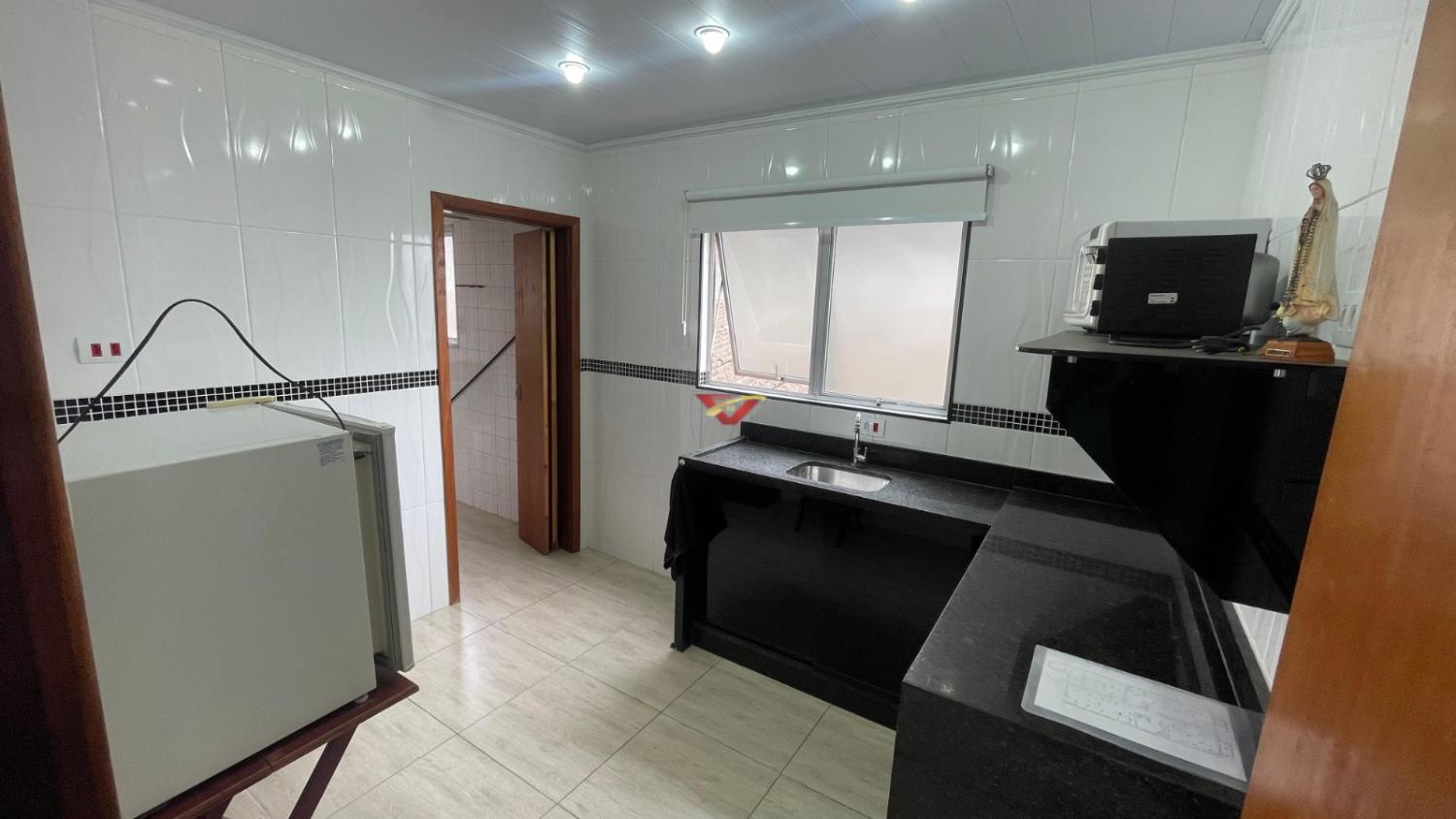 Apartamento à venda com 2 quartos, 70m² - Foto 6