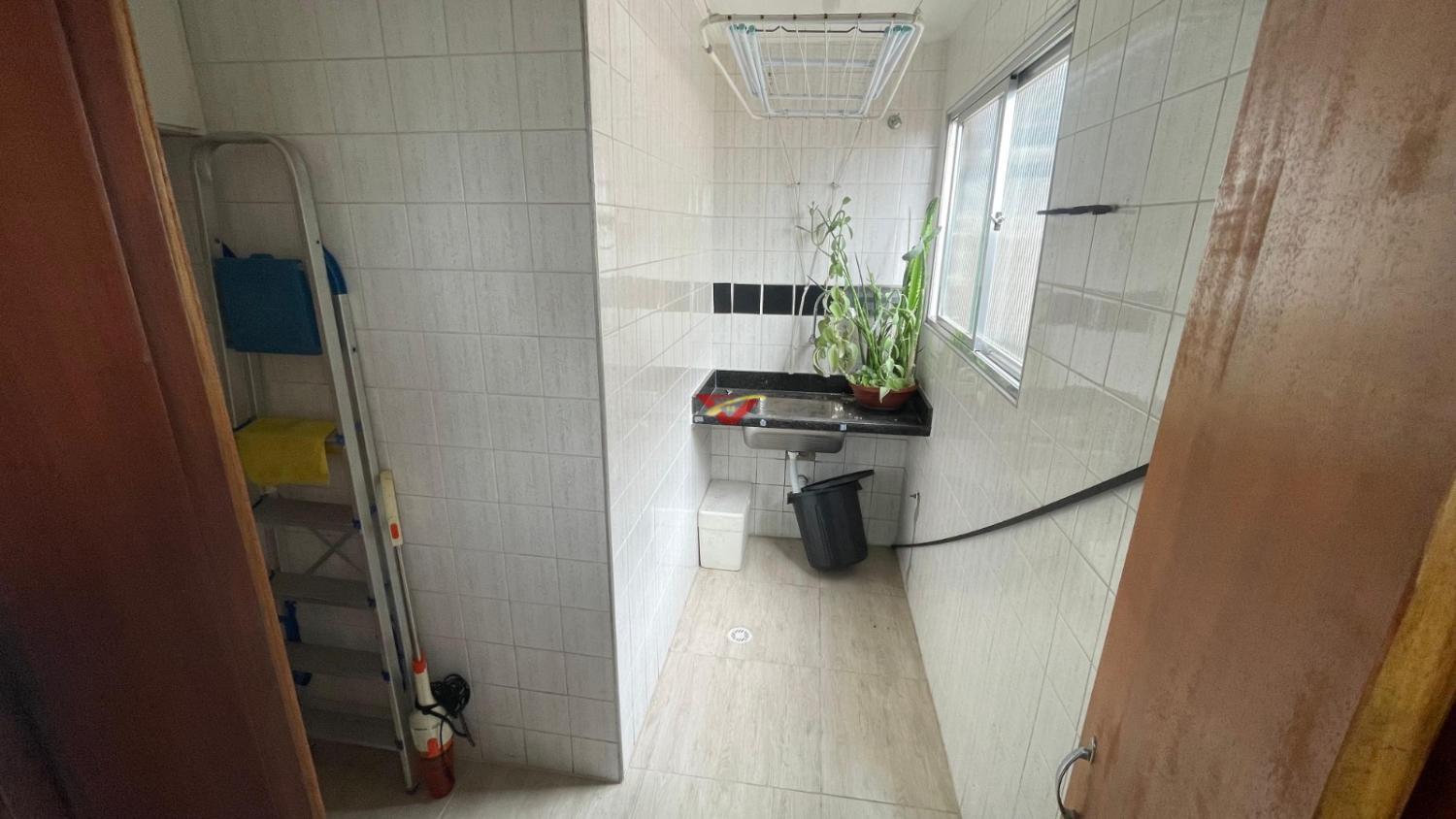 Apartamento à venda com 2 quartos, 70m² - Foto 7