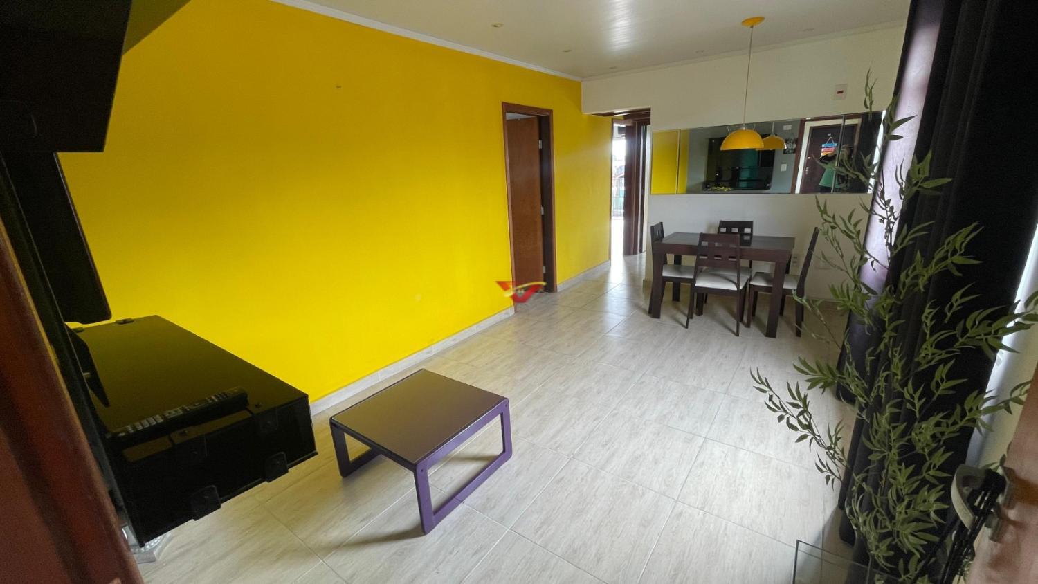 Apartamento à venda com 2 quartos, 70m² - Foto 2