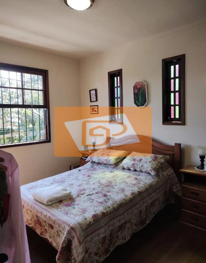 Casa à venda com 3 quartos, 160m² - Foto 8