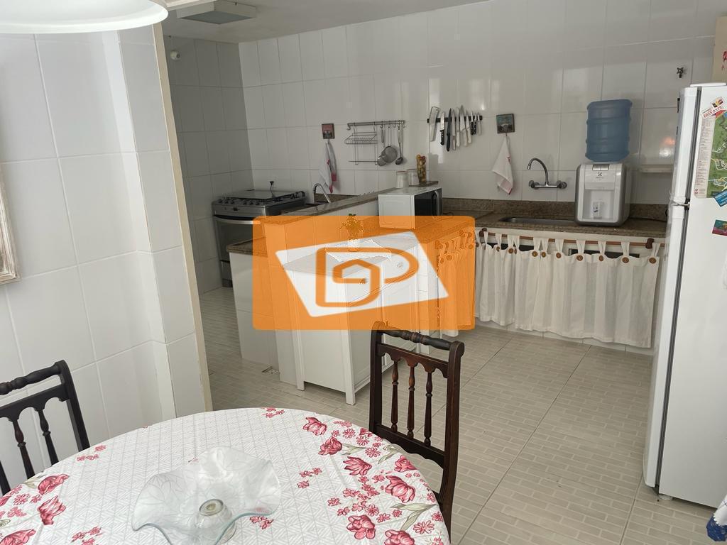 Casa à venda com 4 quartos, 400m² - Foto 7