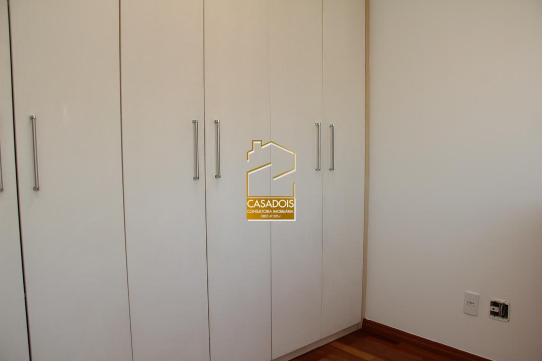 Apartamento para alugar com 2 quartos, 74m² - Foto 12