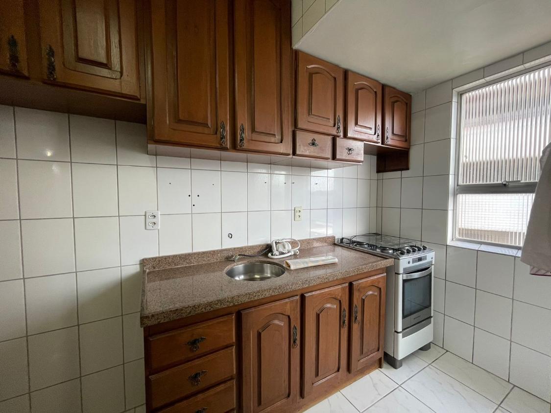 Apartamento à venda com 3 quartos, 99m² - Foto 8