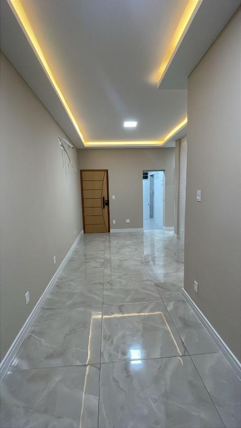 Apartamento à venda com 2 quartos, 70m² - Foto 5