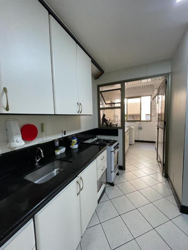 Apartamento à venda com 3 quartos, 165m² - Foto 17