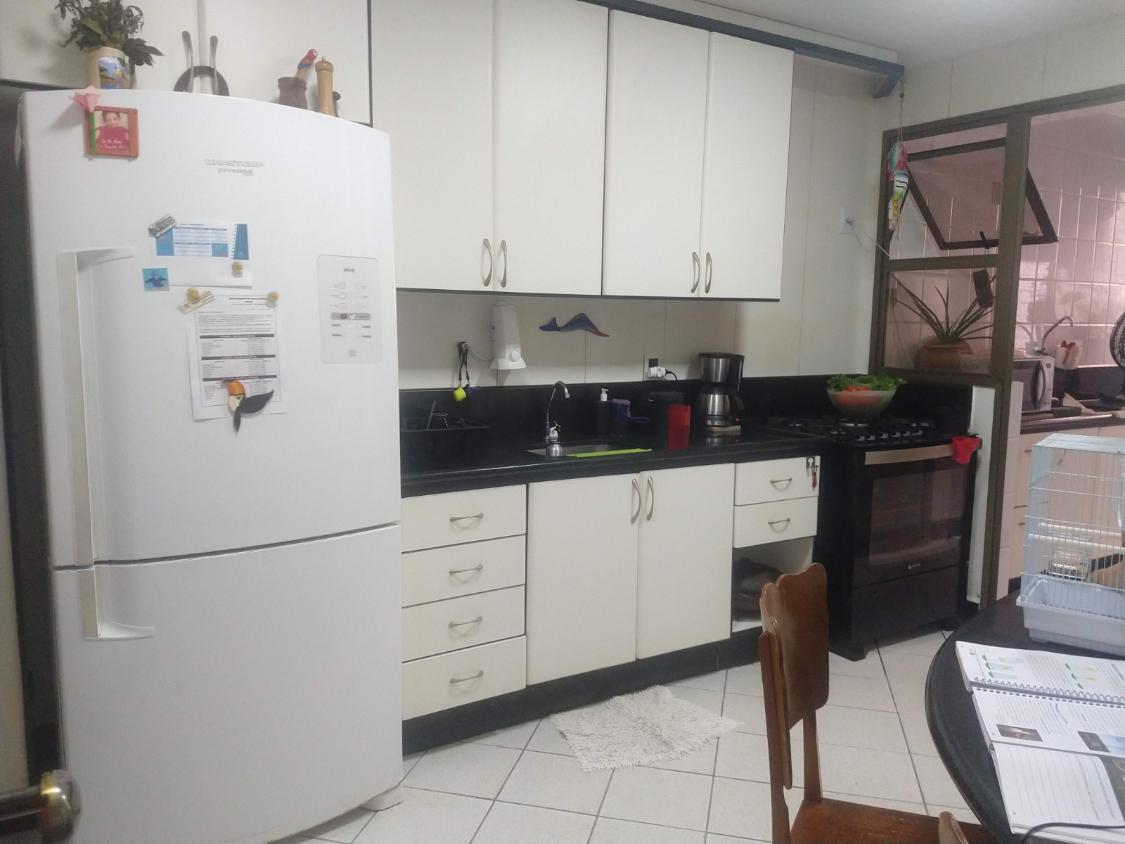 Apartamento à venda com 3 quartos, 165m² - Foto 19