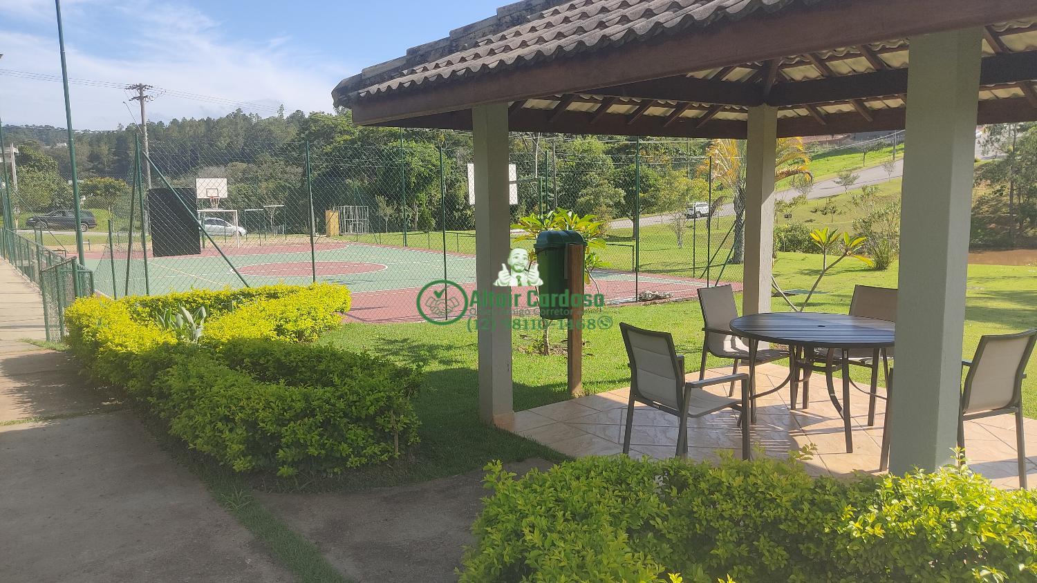 Casa à venda com 4 quartos, 400m² - Foto 27