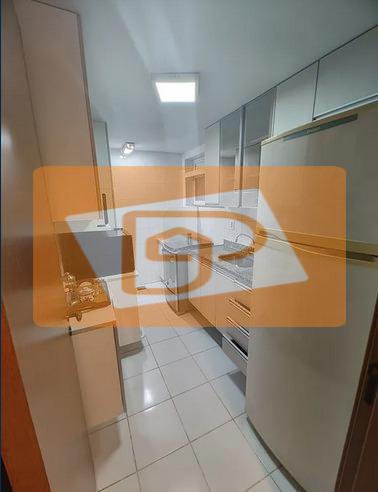 Apartamento à venda com 3 quartos, 75m² - Foto 6