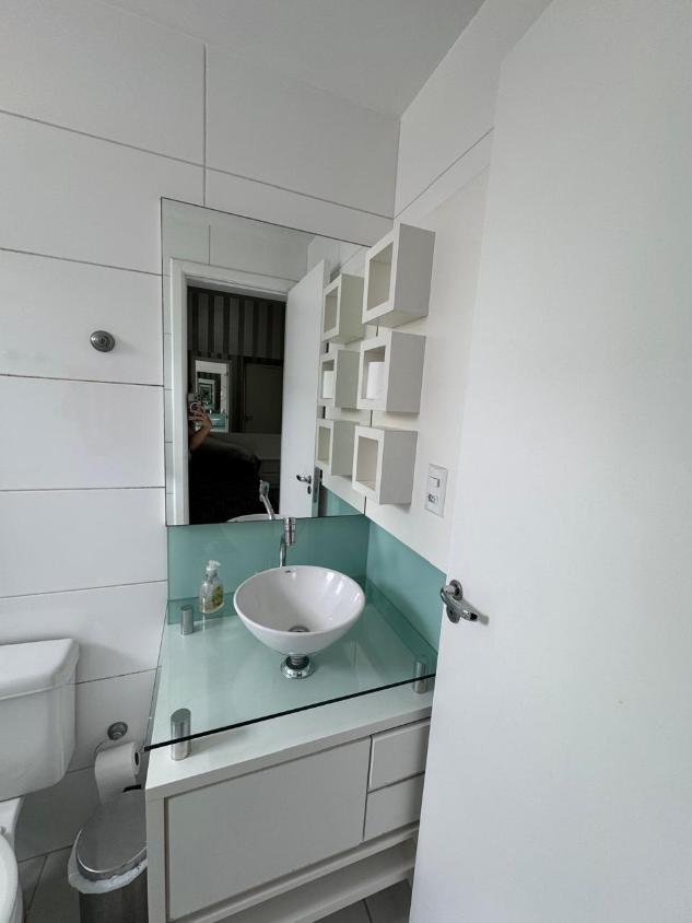 Apartamento à venda com 2 quartos, 67m² - Foto 4