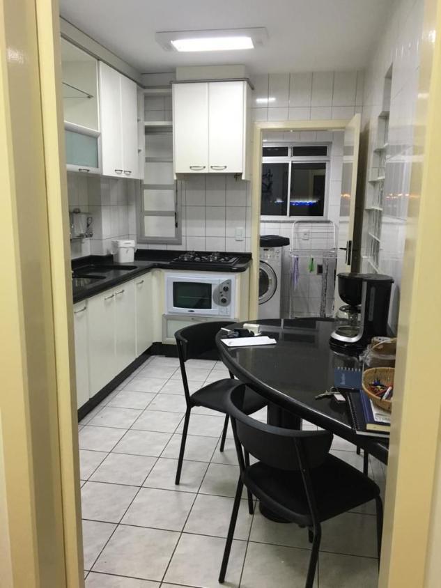 Apartamento à venda com 3 quartos, 94m² - Foto 12