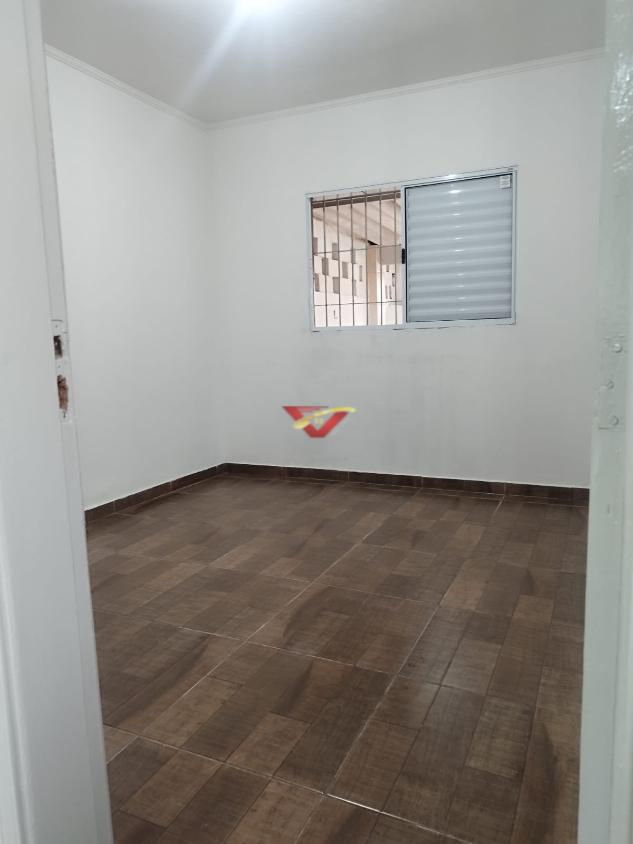 Casa à venda com 2 quartos, 90m² - Foto 14