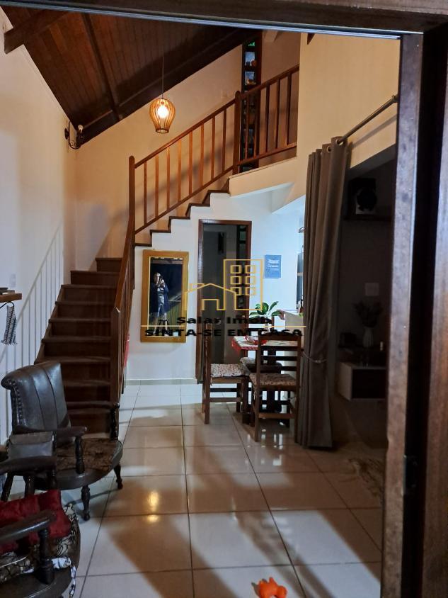 Casa de Condomínio à venda com 1 quarto, 80m² - Foto 1