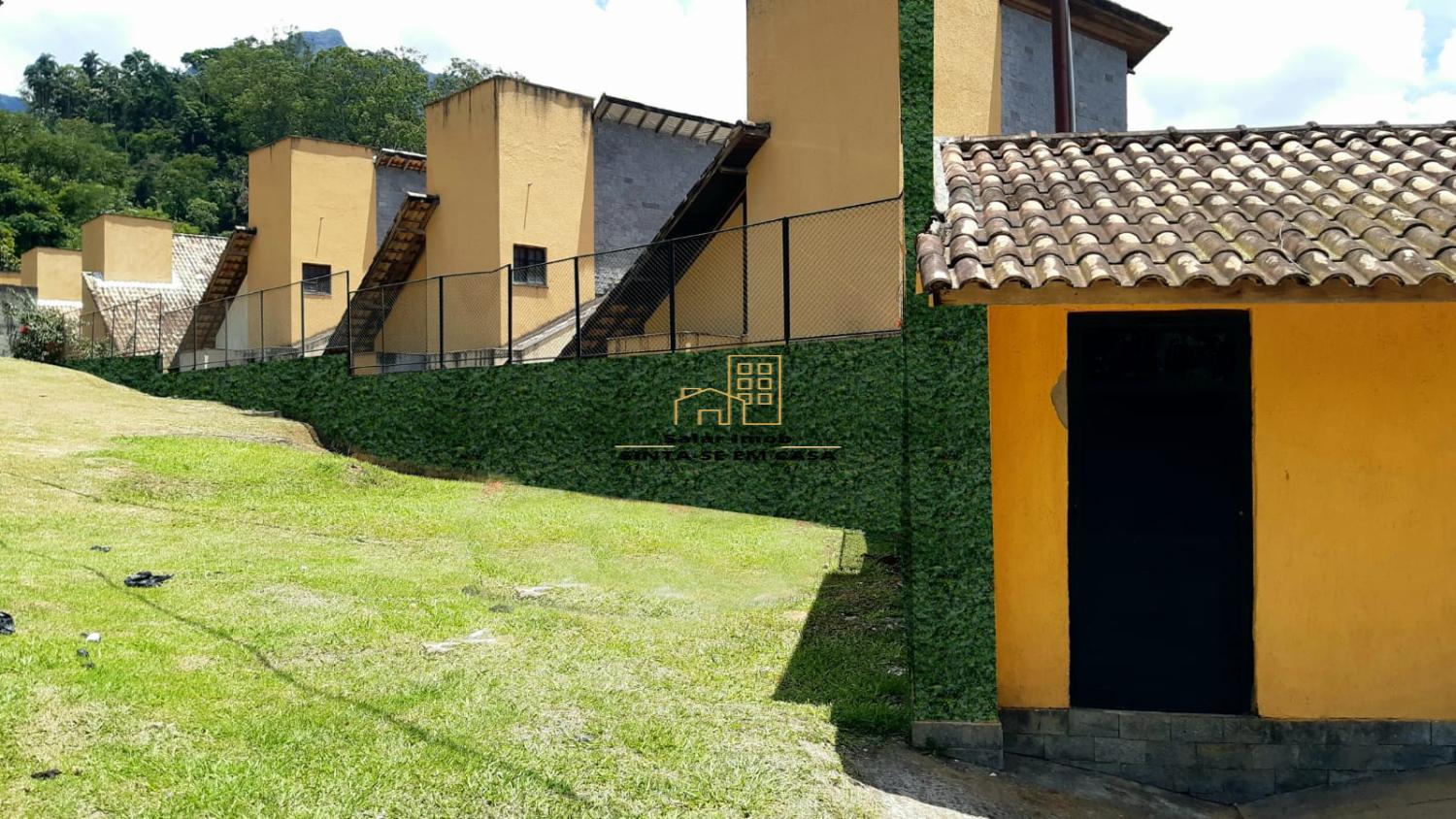 Casa de Condomínio à venda com 1 quarto, 80m² - Foto 2