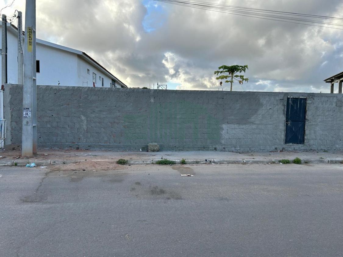 Loteamento e Condomínio, 637 m² - Foto 2