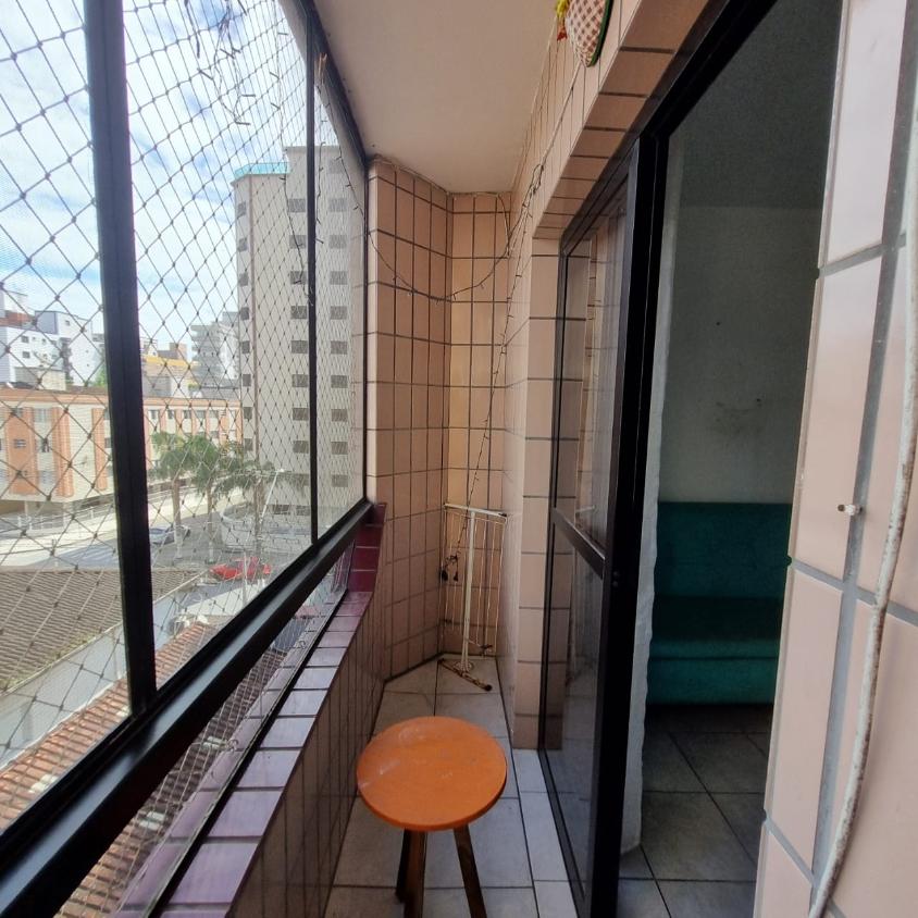 Apartamento à venda com 1 quarto, 50m² - Foto 6