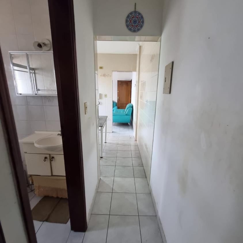 Apartamento à venda com 1 quarto, 50m² - Foto 11