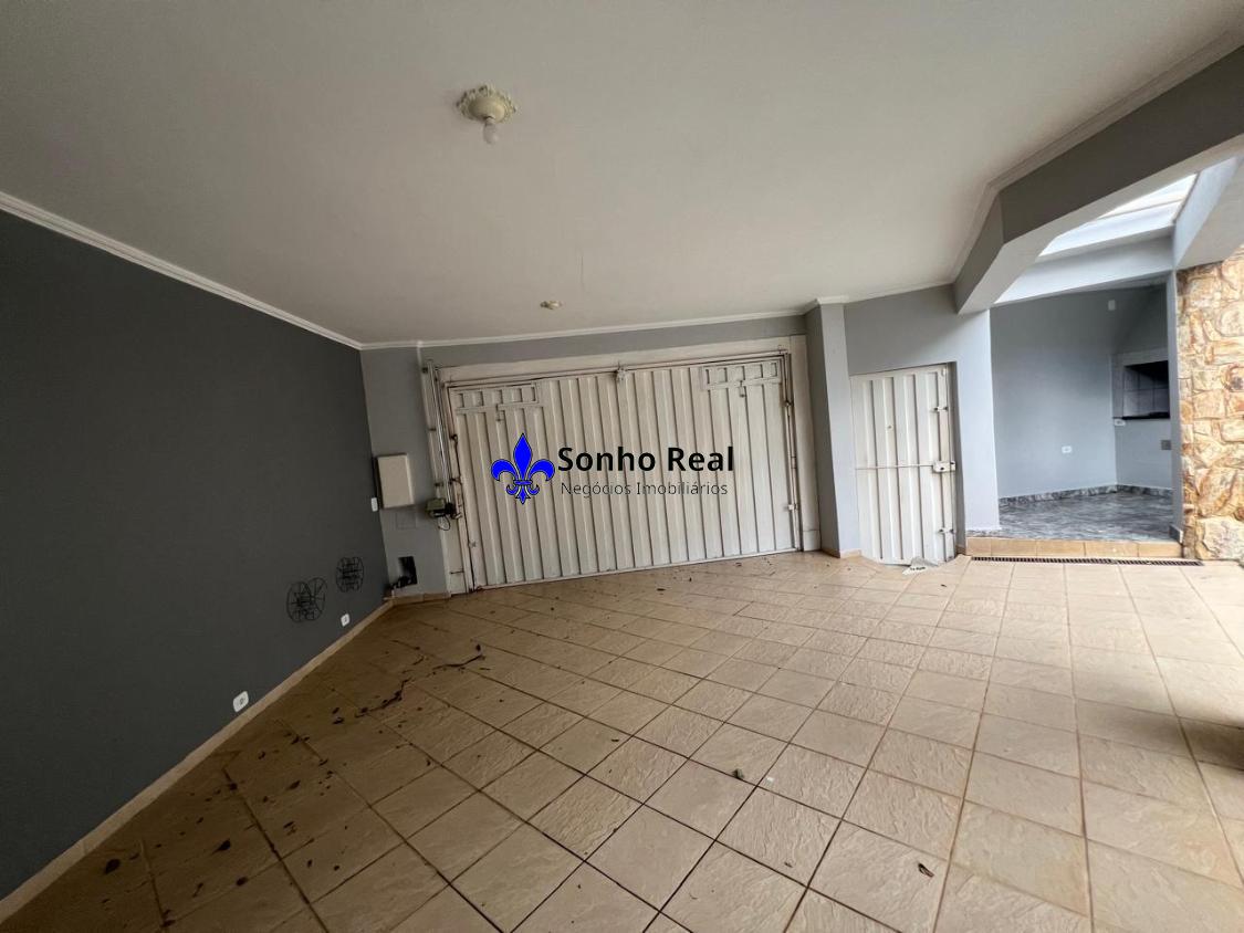 Casa à venda com 2 quartos, 250m² - Foto 8