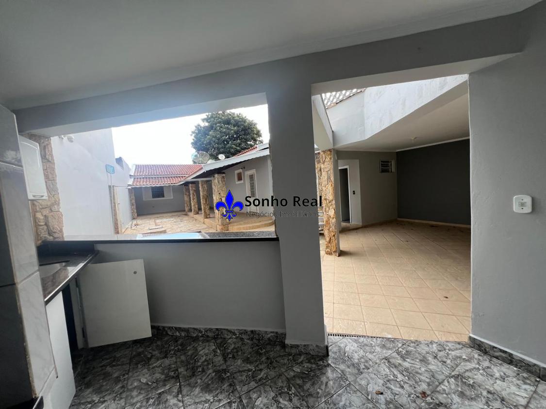 Casa à venda com 2 quartos, 250m² - Foto 12